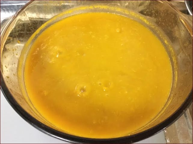 らっこがかぼちゃとシチューの素で作ったスープです。
